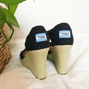 SIZE 6.5 Toms Wedge Sandals